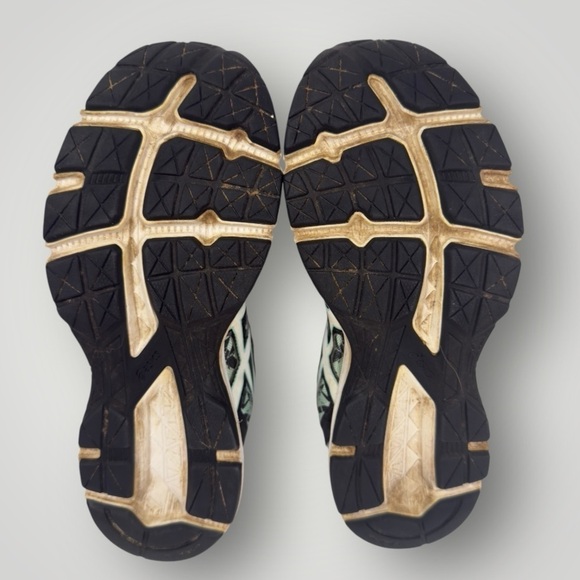 Women’s Asics Gel Excite 4 size 8 - Picture 6 of 7